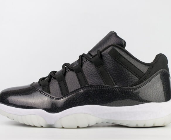 Nike Air Jordan 11 Low 72-10 black. Вид 1